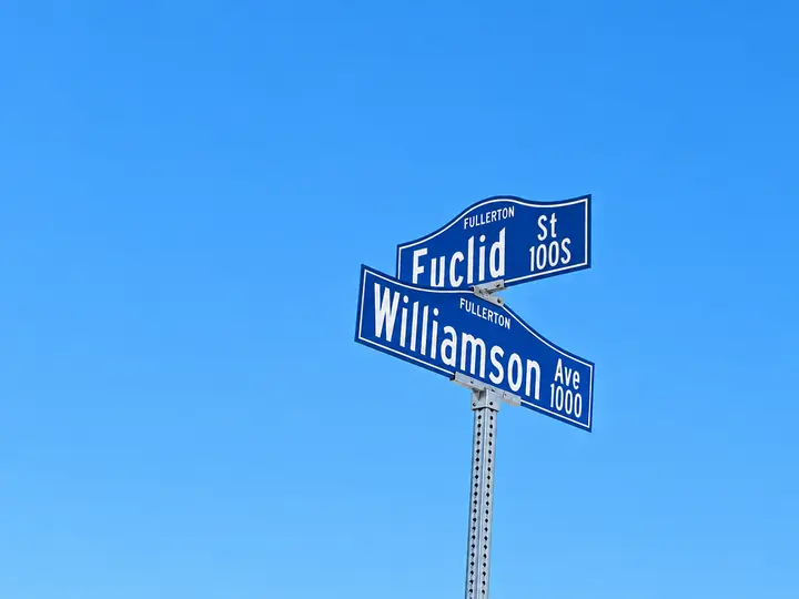 Euclid St and Williamson Ave street signs in Fullerton, California